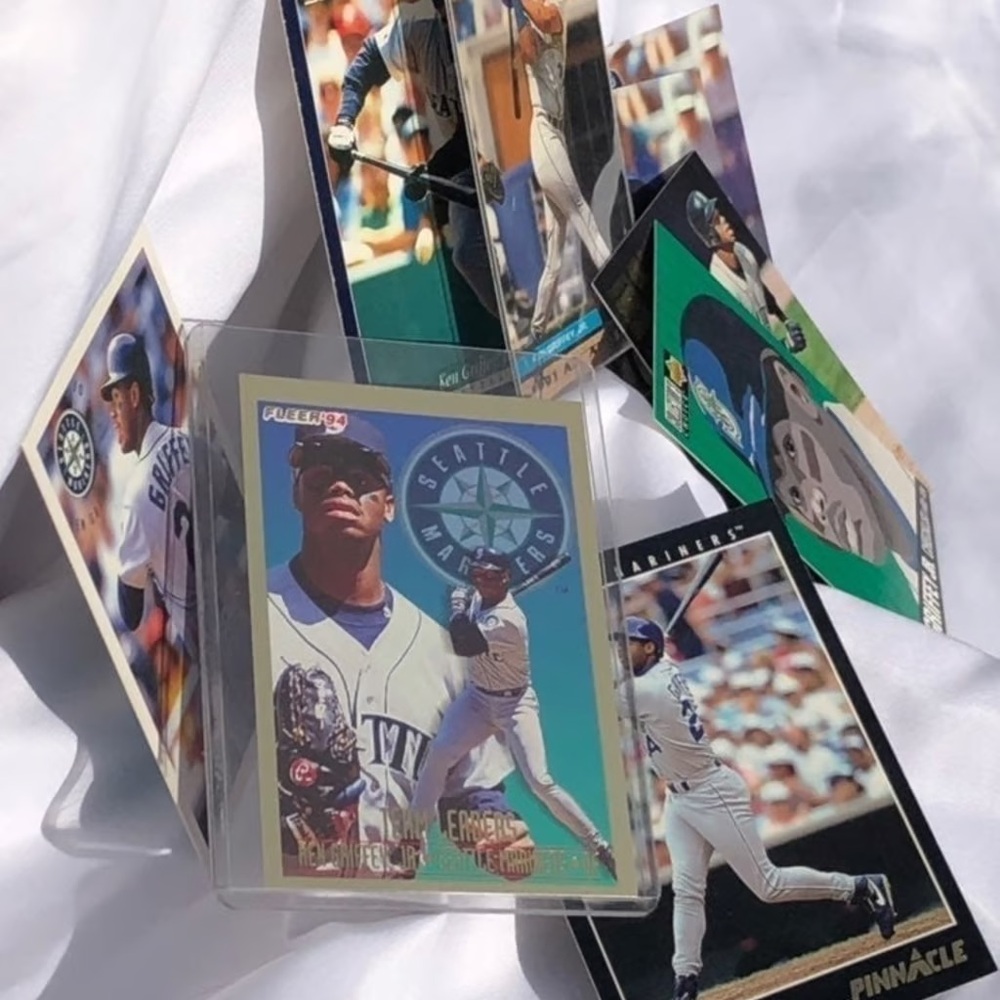 90’s Ken Griffey Jr Cards
Open to reasonable offers